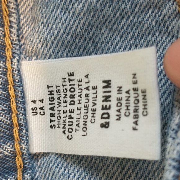 Jeans - Picture 3 of 3